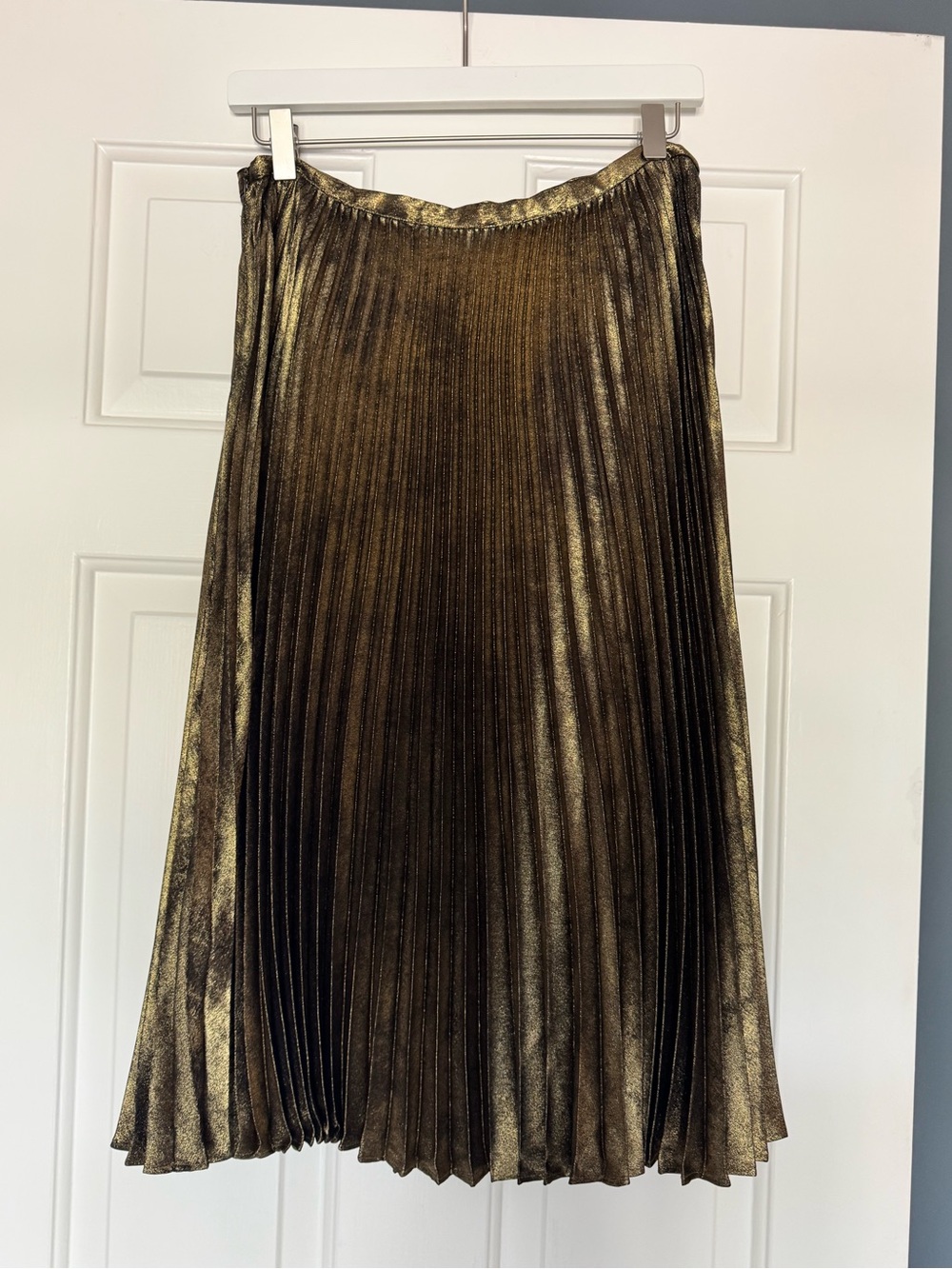 Banana Republic Gold Lamé Pleated Midi Skirt Size 6